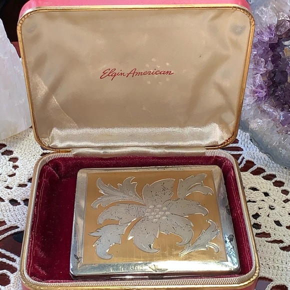 Vintage Elgin American Sterling Powder Compact - Picture 2 of 9